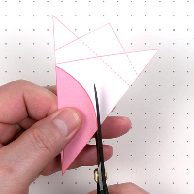折り紙・切り紙、桃の花